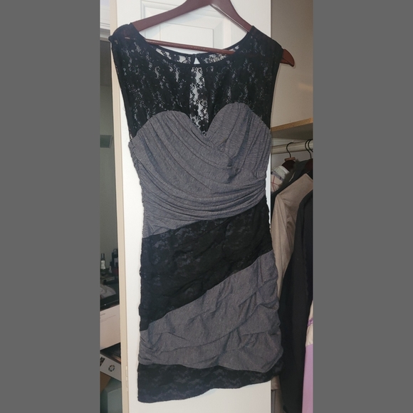 Guess bodycon dress - Picture 1 of 1